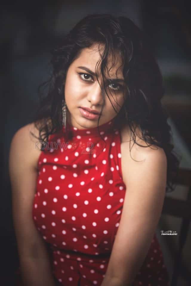 Actress Pallavi Dora Sexy Photoshoot Pictures 03
