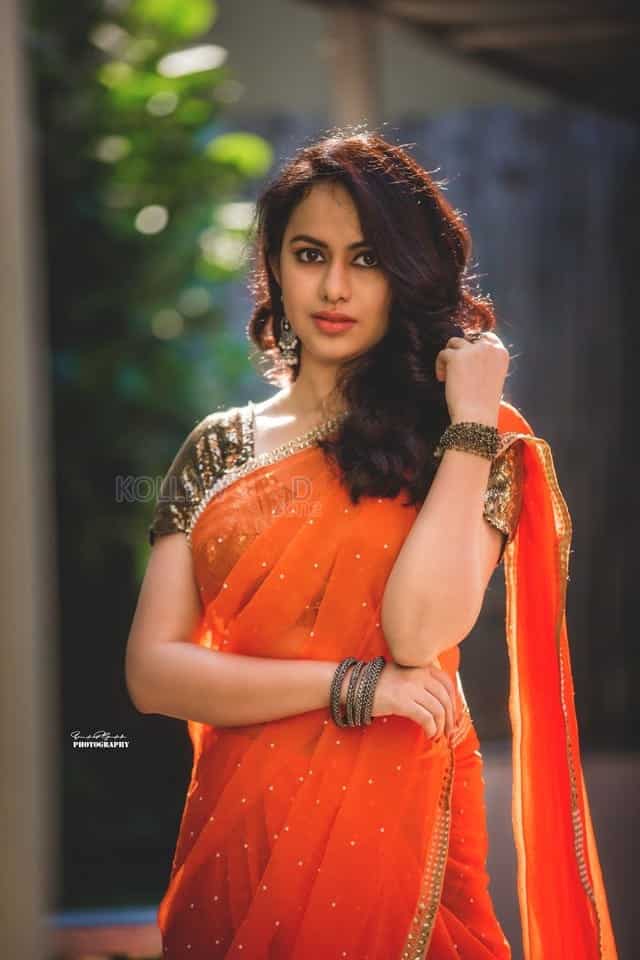 Actress Pallavi Dora Sexy Saree Photos 06