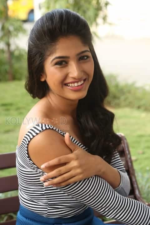Actress Roshini Prakash New Pictures 44