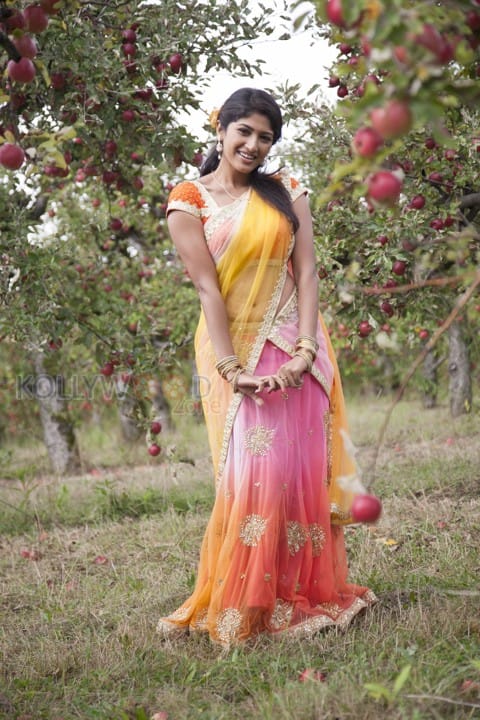 Actress Roshini Prakash Stills 08