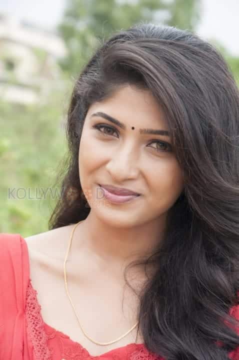 Actress Roshini Prakash Stills 12