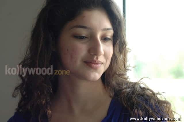 Actress Tanvi Vyas Pictures 12