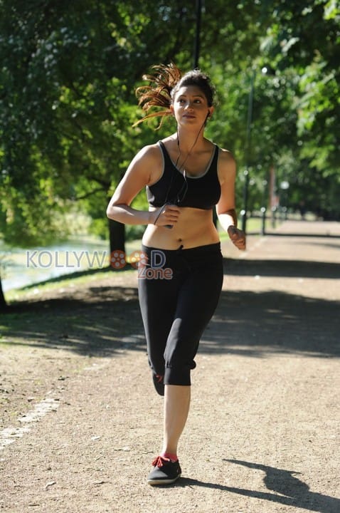 Actress Tanvi Vyas Sexy Jogging Pictures 02