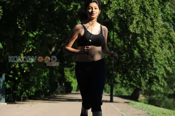 Actress Tanvi Vyas Sexy Jogging Pictures 07