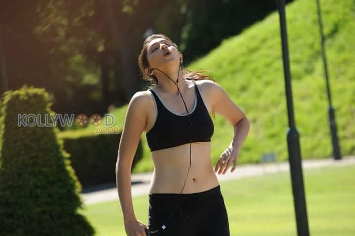 Actress Tanvi Vyas Sexy Jogging Pictures 14