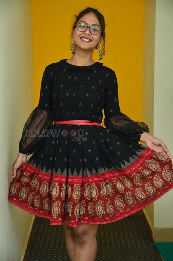 Aditi Miyakal At Big Fm Photos 20
