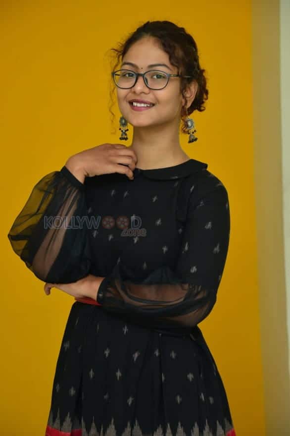 Aditi Miyakal At Big Fm Photos 24