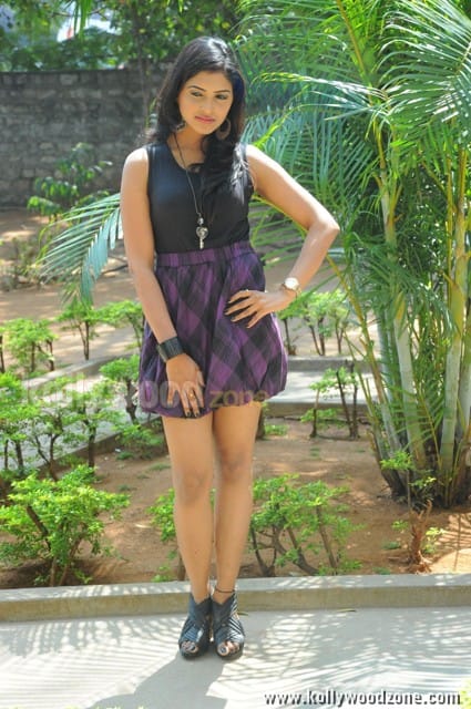 Cute Sexy Actress Sanchita Padukone Pictures 43