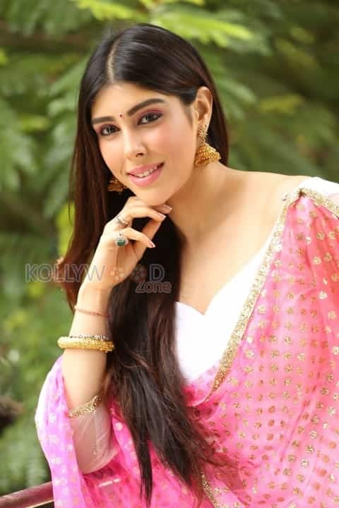 Tollywood Actress Aditi Singh New Photos 38