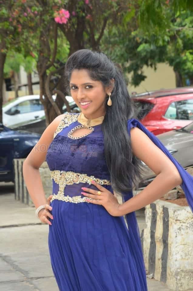 Tollywood Actress Charishma Shreekar Photos 07