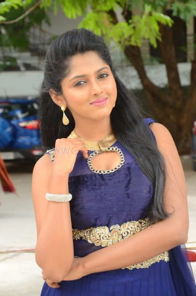 Tollywood Actress Charishma Shreekar Photos 18