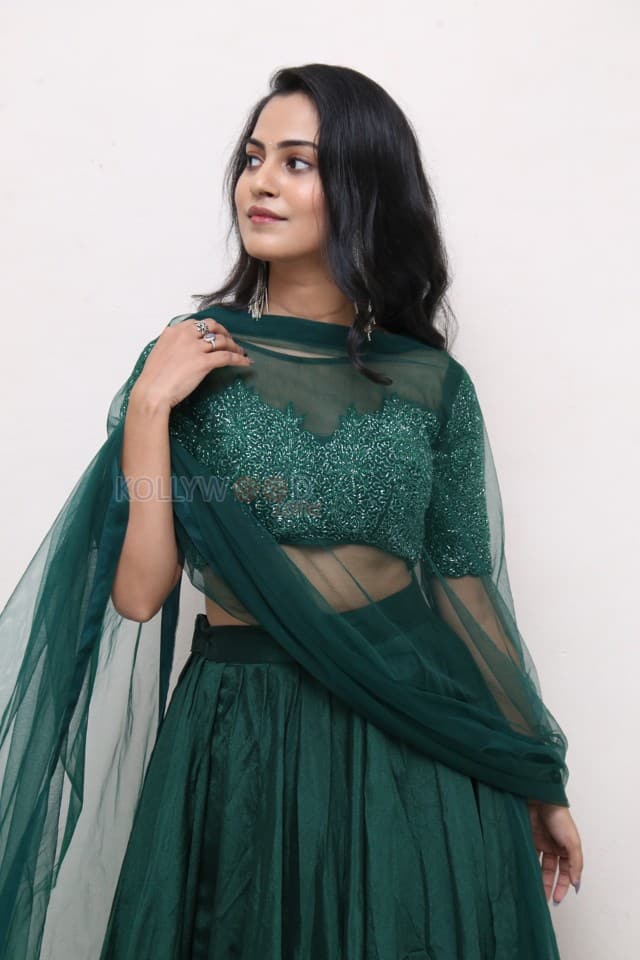 Actress Nilakhi Patra at Beauty Movie Release Press Meet Photos 03