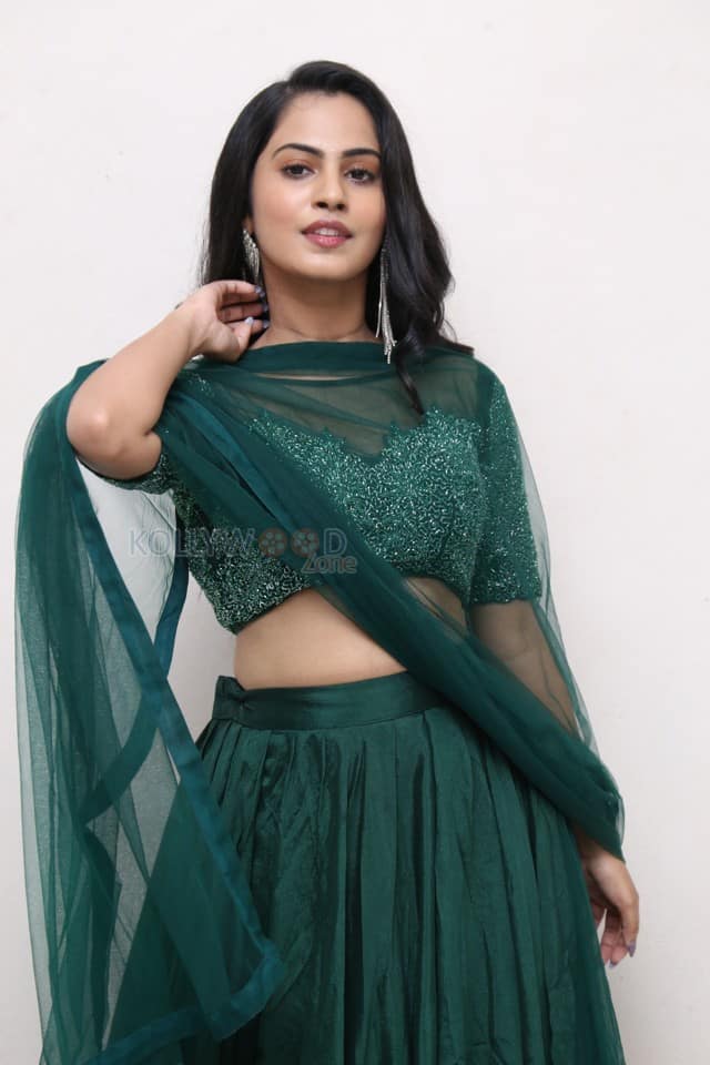 Actress Nilakhi Patra at Beauty Movie Release Press Meet Photos 04