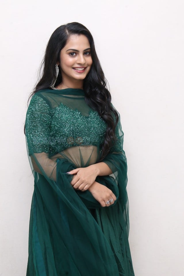 Actress Nilakhi Patra at Beauty Movie Release Press Meet Photos 08