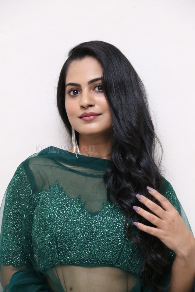 Actress Nilakhi Patra at Beauty Movie Release Press Meet Photos 17