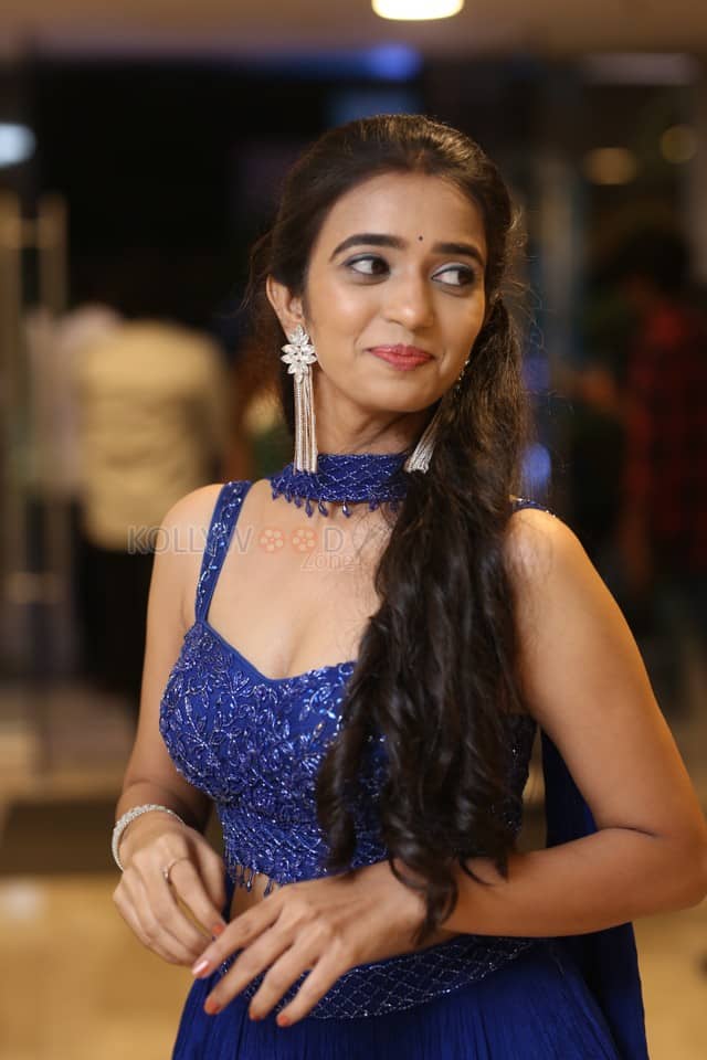 Actress Trupti Ravindra at Bhadrakaali Pre Release Event Photos 08