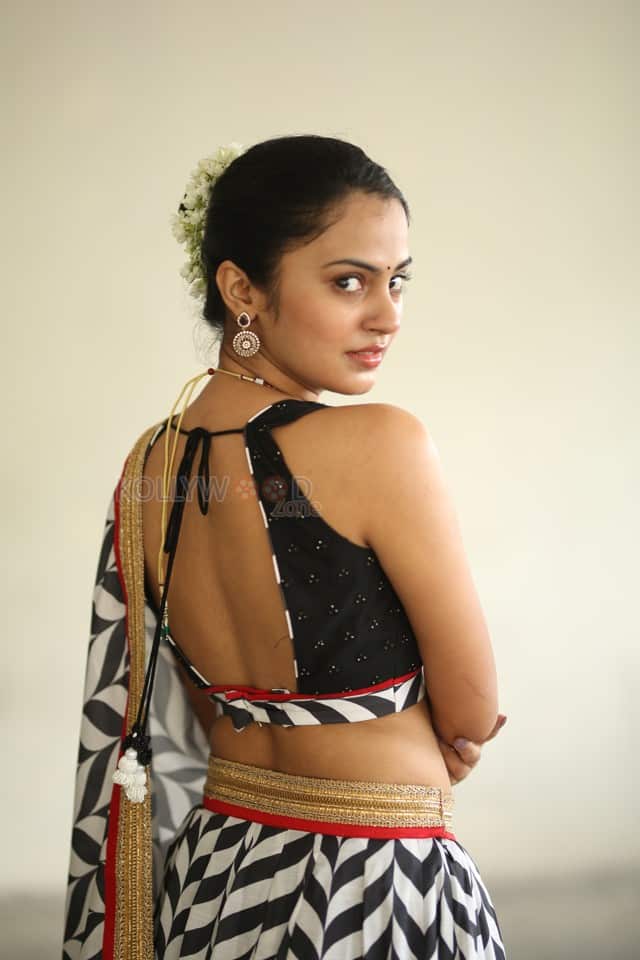 Beauty Movie Heroine Nilakhi Patra Sexy Photos 06