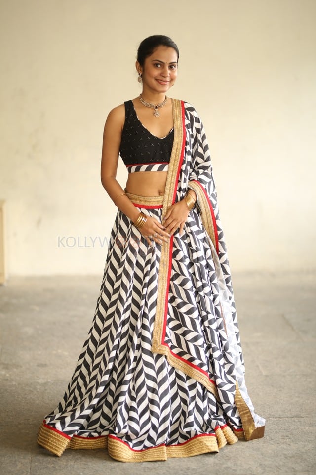 Beauty Movie Heroine Nilakhi Patra Sexy Photos 35
