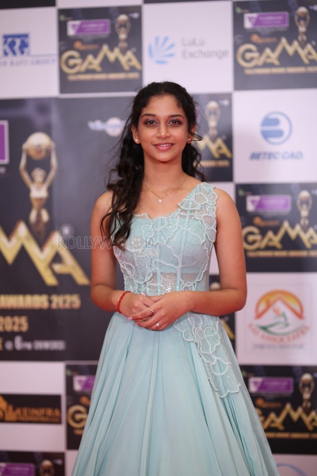 Tollywood Actress Sridevi Apalla at GAMA Movie Awards Pictures 05