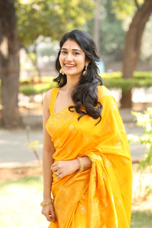 Actress Amrutha Chowdhary at Tortoise Movie Launch Photos 14