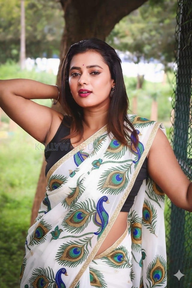 Actress Chaitra Ram Sexy Pictures 04