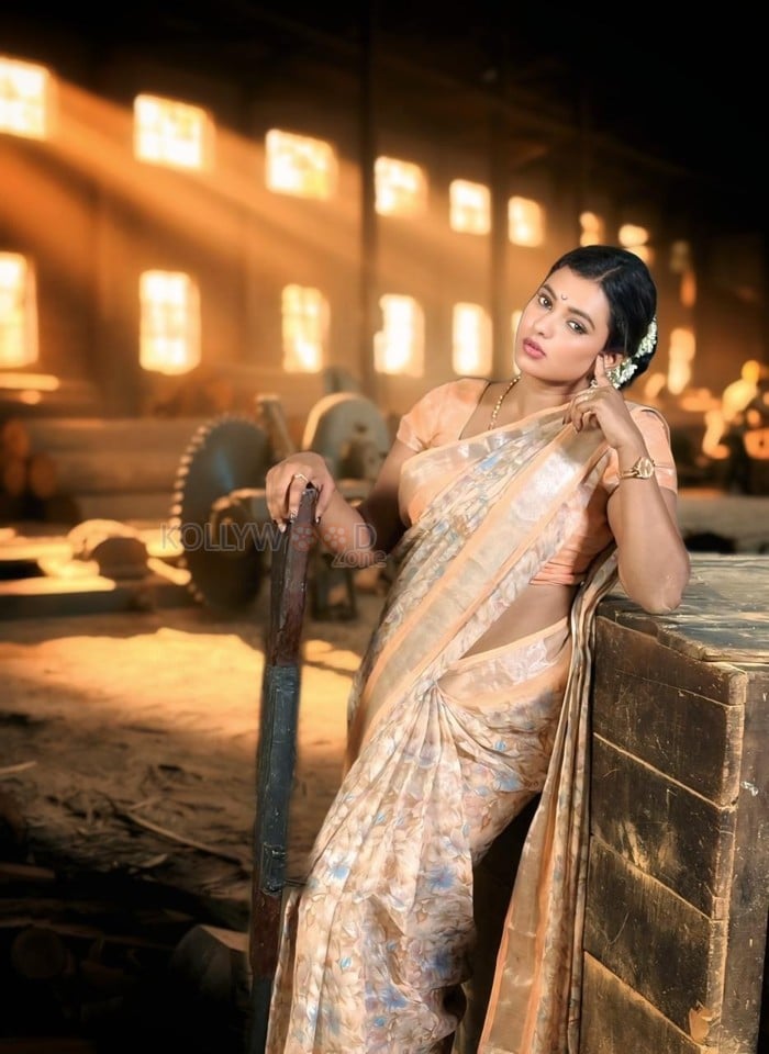 Actress Chaitra Ram Sexy Pictures 06