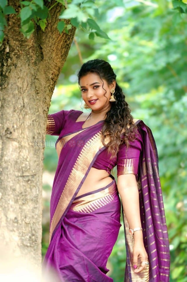 Actress Chaitra Ram Sexy Pictures 16