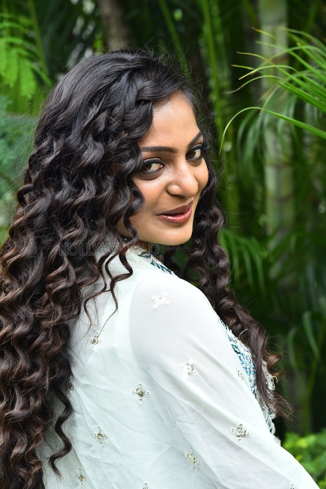 Actress Monalisa Bhosle at Life Movie Opening Photos 16