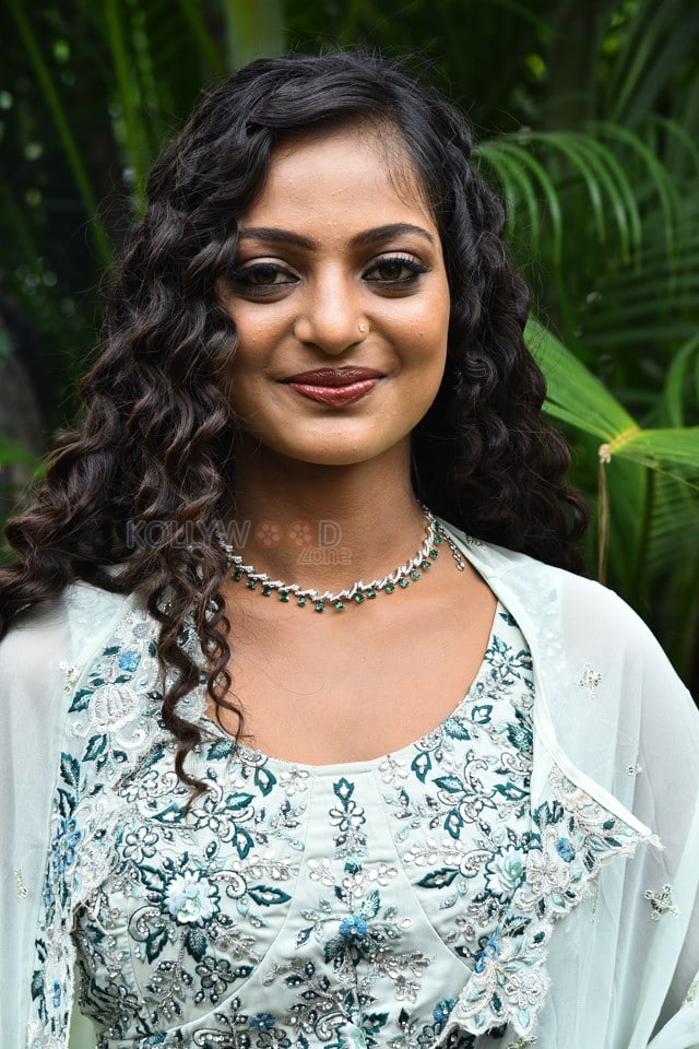 Actress Monalisa Bhosle at Life Movie Opening Photos 18