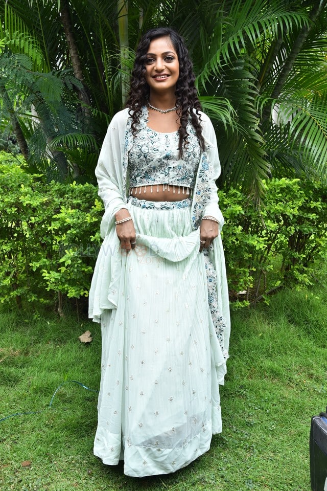 Actress Monalisa Bhosle at Life Movie Opening Photos 20