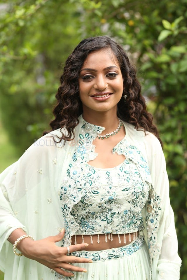 Actress Monalisa Bhosle at Life Movie Opening Photos 30