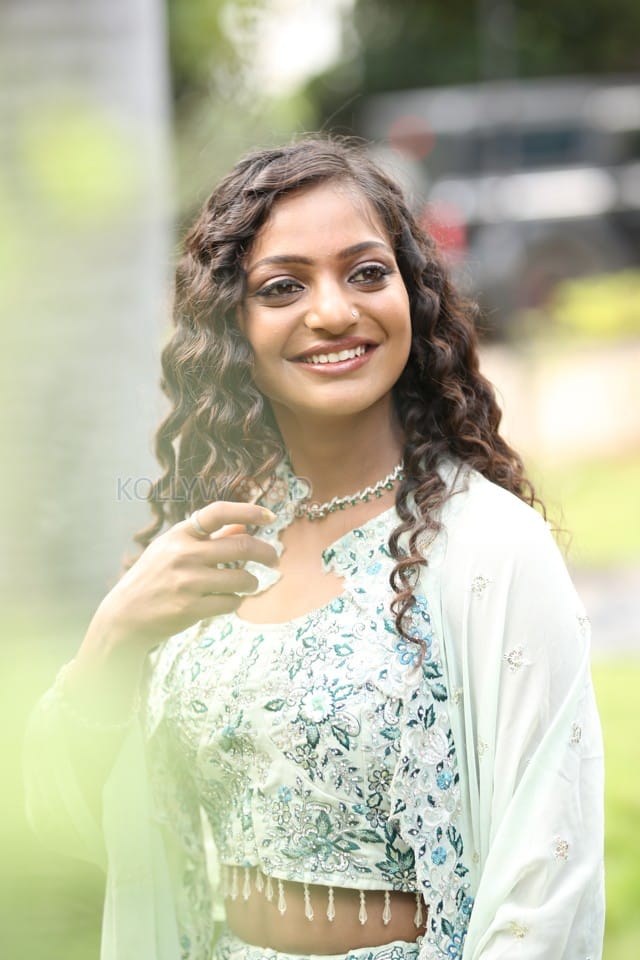 Actress Monalisa Bhosle at Life Movie Opening Photos 36