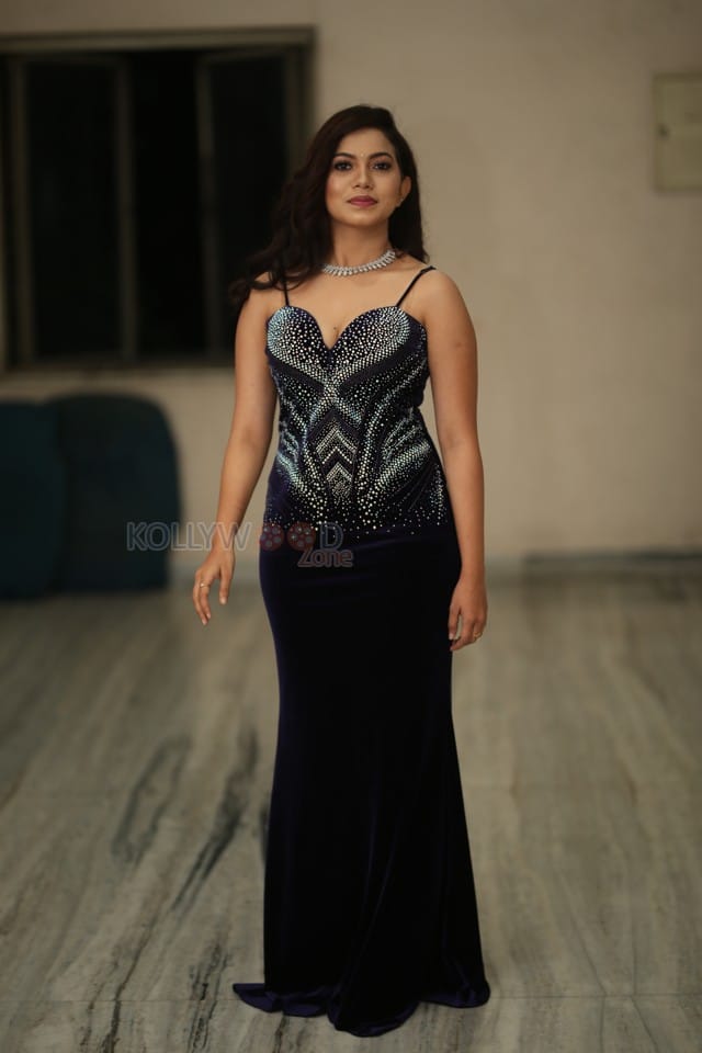 Heroine Kusuma Chandaka at Love Days Movie Press Meet Photos 40