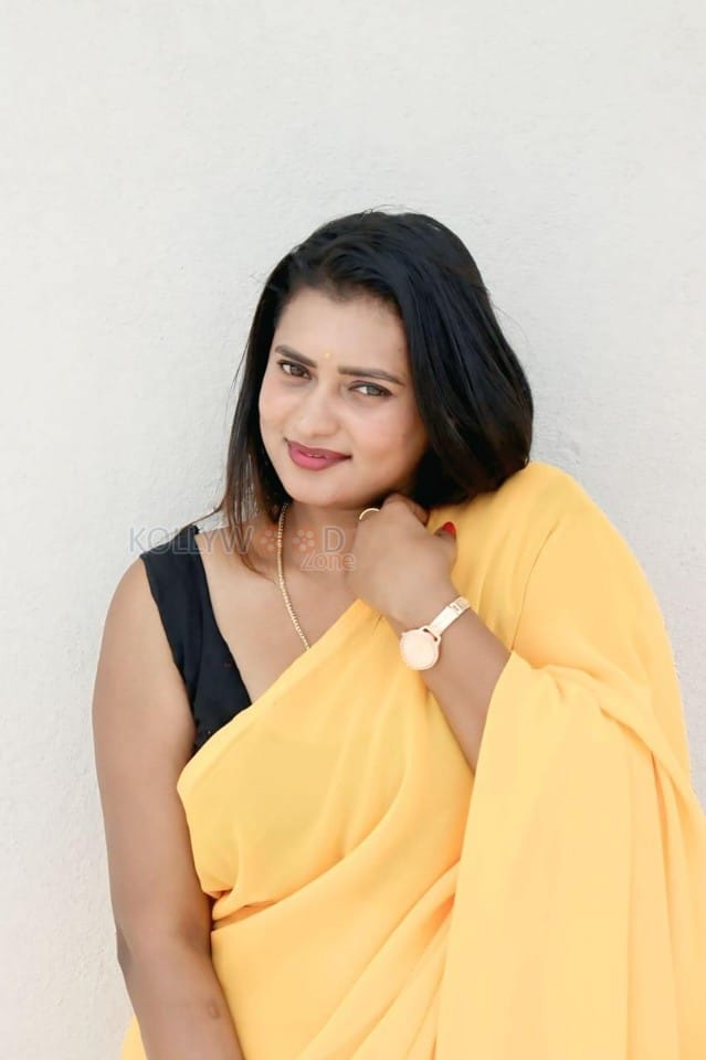 Kannada Beauty Chaitra Ram in a Yellow Saree and Black Sleeveless Blouse Pictures 03