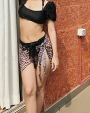Avneet Kaur Hot Swimsuit Pictures 01