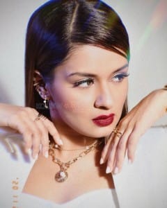 Bollywood Actress Avneet Kaur New Photoshoot Pics 02