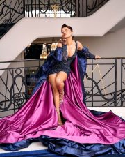 Captivating Avneet Kaur in a Blue Dress at Cannes 2024 Pictures 07