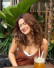 Cute Avneet Kaur Cleavage in a Brown Netted Dress Photos 03 Cute Avneet Kaur Cleavage in a Brown Netted Dress Photos 03