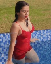 Glamorous Avneet Kaur in a Red Swimsuit Photos 04 Glamorous Avneet Kaur in a Red Swimsuit Photos 04