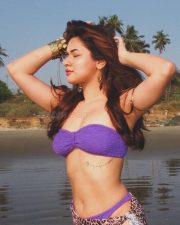 Gorgeous Avneet Kaur in a Strapless Purple Bandeau Bikini with a Leopard Print Sarong Pictures 01