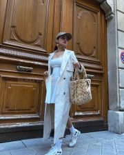 Gorgeous Diva Avneet Kaur in a White Backless and Sleeveless Corset Mini Dress Photos 03 Gorgeous Diva Avneet Kaur in a White Backless and Sleeveless Corset Mini Dress Photos 03