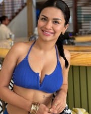 Hot and Sexy Avneet Kaur in a Blue Cleavage Dress Photos 01