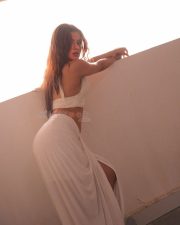 Sensual Actress Avneet Kaur in a White Halter Crop Top Photos 09