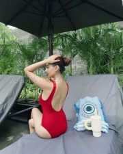 Sizzling Actress Avneet Kaur in a Red Swimsuit Photos 02