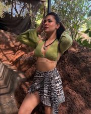 Super Hot Avneet Kaur in a Long Sleeved Olive Green Bralette with a Mini Skirt Photos 03 Super Hot Avneet Kaur in a Long Sleeved Olive Green Bralette with a Mini Skirt Photos 03
