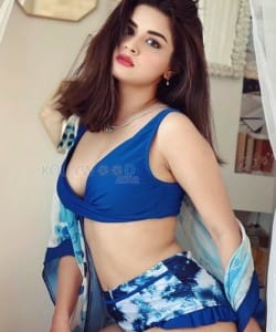 Tiku Weds Sheru Actress Avneet Kaur in Sexy Photoshoot Pictures 05