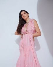 100 Sexy Actress Nora Fatehi Photos 05