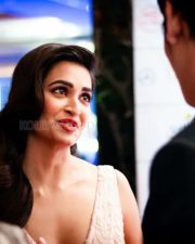 14 Phere Actress Kriti Kharbanda Sexy Photoshoot Pictures 02