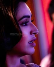 14 Phere Actress Kriti Kharbanda Sexy Photoshoot Pictures 05