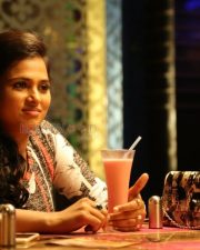 Aan Devathai Heroine Ramya Pandian Photos